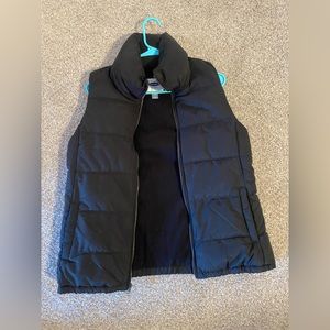Old navy black puffer vest. Gently worn